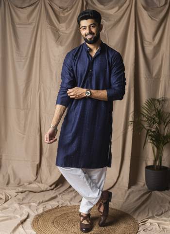 For A festive And Party Wear,Attractive These Readymade Kurta With Payjama in Fine Colored.These Kurta is Fabricated On Rayon And Art Silk Bottom With Heavy Designer Thread,Sequance Embroidery Work.Buy Now.