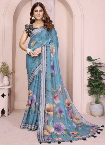 Looking These Party Wear Saree in Fine Colored.These Saree And Blouse is Fabricated On Linen Cotton.Its Beautified With Woven Silver Border Designer With Digital Printed.