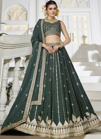  Looking This Party Wear Fine Color Fancy Heavy Designer Choli And Lahenga Fabriced On Georgette And Dupatta Georgette In Fabricated Beautified With Attrective Designer Sequance Embroidery Work. Buy Now.