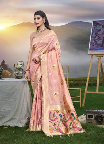 Attractive These Fastive And Party Wear Saree in Fine Colored.These Saree And Blouse is Fabricated On Assam Silk.Its Beautified With Wevon Meenakari Designer.