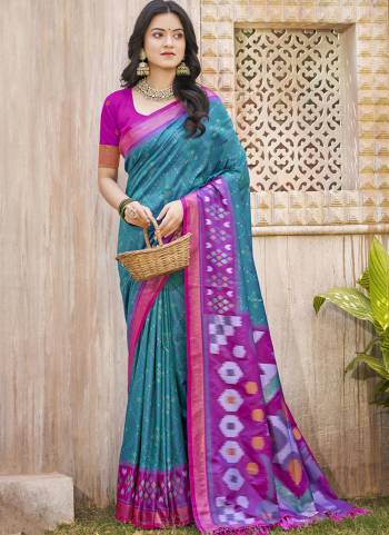 Garb These Fastive And Party Wear Saree in Fine Colored.These Saree And Blouse is Fabricated On Pochampalli Silk.Its Beautified With Heavy Woven Designer.