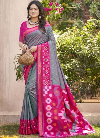 Garb These Fastive And Party Wear Saree in Fine Colored.These Saree And Blouse is Fabricated On Pochampalli Silk.Its Beautified With Heavy Woven Designer.