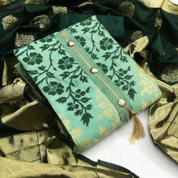 Look Pretty This Designer Suit In Lovely  Color.?Its Pretty Jacquard Top Is Banarsi Silk Based Paired With Santoon Bottom And Banarasi Jacquard Fabricated Dupatta Which Gives An Attractive To The Suit.