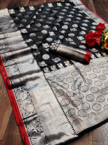 Adorn The Pretty Angelic Look Wearing This Heavy Wevon Jacquard Designer Saree In Fine Color Paired With Blouse. This Saree Is Fabricated On Banarasi Silk Paired With Banarasi Silk Fabricated Blouse. Its Pretty Color Pallete Will Give An Attractive Look To Your Personality. 