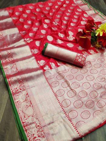 Adorn The Pretty Angelic Look Wearing This Heavy Wevon Jacquard Designer Saree In Fine Color Paired With Blouse. This Saree Is Fabricated On Banarasi Silk Paired With Banarasi Silk Fabricated Blouse. Its Pretty Color Pallete Will Give An Attractive Look To Your Personality. 