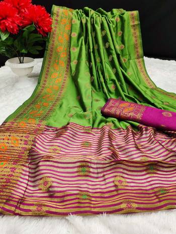 Attrective The Pretty Angelic Look Wearing This Heavy Wevon Jacquard Designer Saree In Fine Color Paired With Contrased Color Blouse. This Saree Is Fabricated On Lichi Silk Paired With Lichi Silk Fabricated Blouse. Its Pretty Color Pallete Will Give An Attractive Look To Your Personality. 