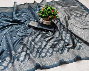 Attrective Look This Pretty Angelic Wearing This Wevon Silver Jari Jacquard Designer Saree In Fine Color Paired With Blouse. This Saree Is Fabricated On Lichi Silk Paired With Lichi Silk Fabricated Blouse. Its Pretty Color Pallete Will Give An Attractive Look To Your Personality. 
