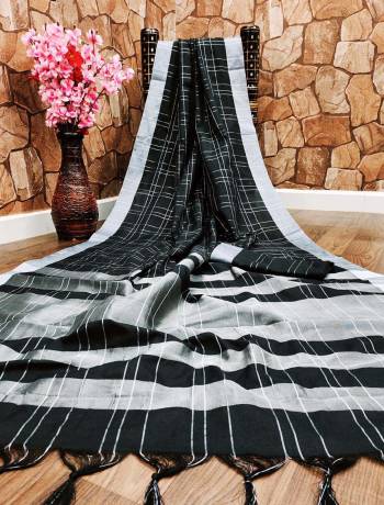 Adorn The Pretty Angelic Look Wearing This Heavy Wevon Designer Saree In Fine Color Paired With Blouse. This Saree Is Fabricated On Cotton Silk Paired With Cotton Silk Fabricated Blouse. Its Pretty Color Pallete Will Give An Attractive Look To Your Personality. 