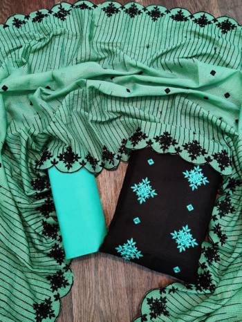 Garb This Designer Long Length Suit In Lovely Color.?Its Pretty Embroidred Work Top Is Kota Checks Based Paired With Santoon Inner Or Bottom And Kota Checks Fabricated Dupatta  Which Gives An Attractive To The Suit.