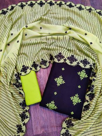Garb This Designer Long Length Suit In Lovely Color.?Its Pretty Embroidred Work Top Is Kota Checks Based Paired With Santoon Inner Or Bottom And Kota Checks Fabricated Dupatta  Which Gives An Attractive To The Suit.