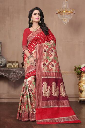 Adorn the Lovely Angelic Look Wearing This Saree In Red Color Paired With Red Colored Blouse. This Saree And Blouse Are Fabricated On Banarasi Art Silk Beautified With Weave. It Is Easy To Drape And Also Durable. Buy It Now.