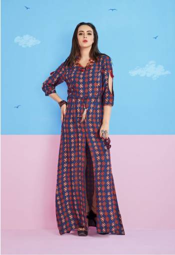 Cold Shoulder Pattern Is Here With This Kurti In Light Blue Color Fabricated On Rayon Cotton. This Kurti Has Small Prints All Over. This Unique Blue Color Near To Grey Will Earn You Lots Of Compliments From Onlookers.