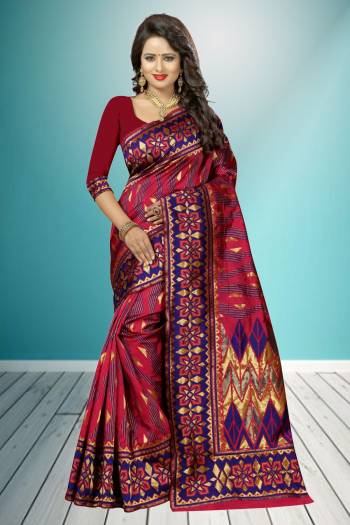 Dark Color Always Looks Great On Any Skin Tone, So Grab This Pretty Magenta Pink Colored Saree Paired With Magenta Pink Colored Blouse. This Saree And Blouse Are Fabricated On Banarasi Art Silk Beautifed With Jacquard Work All Over. Buy It Now.