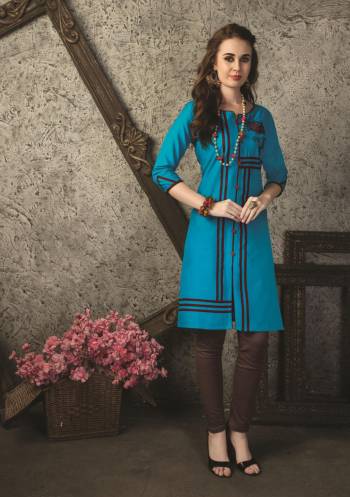 For Your Casual Wear, Grab This Blue Colored Kurti Fabricated On Cotton Beautified With Thread Work. Its Is Light Weight And easy To Wear All Day Long These Summer.