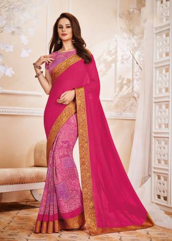 You Will Definitely Earn Lots Of Compliments Wearing This Saree In Dark Pink Color Paired With Pink Colored Blouse. This Saree And Blouse Are Fabricated On Goergette With Simple Prints All Over And Lace Border.