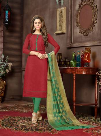 Royal Traditonal Combination Is Here With This Dress Material In Maroon Colored Top Paired With Contrasting Green Colored Bottom And Dupatta. Its Top Is Fabricated On Cotton Silk Paired With Cotton Bottom And Banarasi Jacquard Dupatta. This Suit Will Give Your Personality A Rich Look Like Never Before.