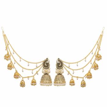 Another Jhumka Styled Heavy Earrings Set Is Here In Golden Color. You can Pair This Up With Any Colored Traditonal Attire. These Are Light Weight And Easy To carry Throughout The Gala.