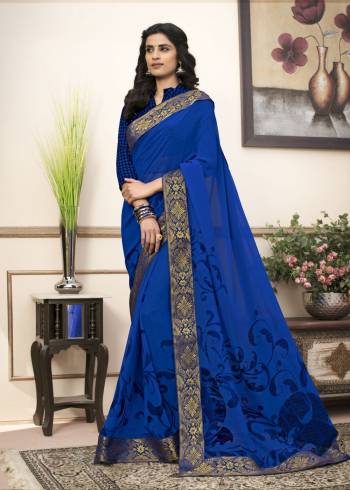 Shine Bright With This Saree In Royal Blue Color paired With Black And Blue Colored Blouse. This Saree Is Fabricated On Georgette Paired With Cotton Fabricated Blouse, Wear This As Your Casual Or Semi-Casual wear.