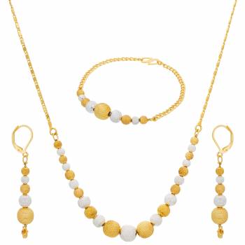 Simple And Elegant Looking Necklace Set Is Here That Can Pe Paired With Any Simple Or Heavy Traditonal Attire In Any Color. This Also Comes With A Hand Braclete. Buy Now.