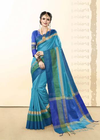 Go With The Shades Of Blue With This Saree In Blue Color Paired With Royal Blue Colored Blouse. This Saree and Blouse Are Fabricated On Khadi Cotton Silk. This Saree Is Easy To Drape And Also Durable.