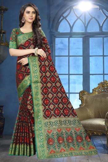 Enhance Your Beauty Wearing This Silk Saree In Dark Brown Color Paired With Contrasting Green Colored Blouse. This Saree Is Fabricated On Jacquard Silk Paired With Art Silk Fabricated Blouse. Its Fabric And Color Gives A Rich Look To Your Personality. 