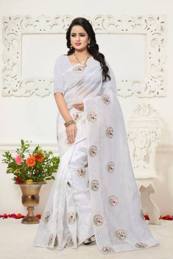 For A Subtle Simple Look, Grab This Lovely Saree In White Color Paired With White Colored Blouse. This Saree Is Fabricated On Orgenza Paired With Art Silk Fabricated Blouse. Its Fabric Is Light Weight And Ensures Superb Comfort All Day Long.