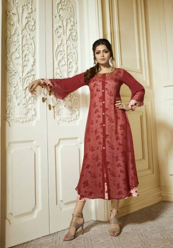 Simple And Evergreen Color Combination Is Here With This Designer Readymade Kurti In Red And Peach Color. This Kurti Is Fabricated On Georgette With Crepe  Fabricated Floral Inner. Buy This Now.