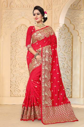 Adorn The Pretty Angelic Look Wearing This Saree In Red Color Paired With Red Colored Blouse. This Saree And Blouse Are Fabricated On Art Silk Beautified With Jari Embroidery. Buy This Attractive Looking Saree Now.