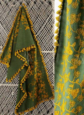 Unisex stoles for men and women Rich embroidered Stole with cotton dyed lace 
For Women. Wear It As Dupatta, Stoles Shawl And 
For Men Wear It As A Stole On Casual And Dupatta On Kurta For Ethnic Occasions. 
Rich Embroidered Grey Flower Dupatta With Hanning Laces on Both The Edges