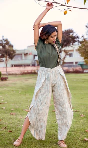 Here Is A Lovely Patterned Western Pair In Olive Green Colored Top Paired With Off-White Colored Pants. This Pair IS Khadi Cotton Based Fabric. Buy Now.