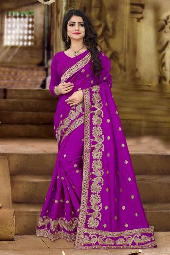 Silk Based Saree Gives A Rich and Elegant Look To Your Personality, So Grab This Designer Saree In Light Purple Color Paired With Light Purple Colored Blouse. This Saree And Blouse Are Fabricated On Art Silk Beautified With Jari Embroidery.