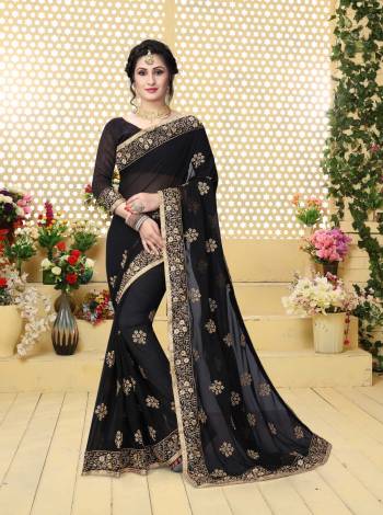 For A Traditional Bold And Beautiful Look, Grab This Designer Saree In Black Color Paired With Black Colored Blouse. This Saree And Blouse Are Fabricated On Georgette Beautified With Jari Embroidery Embroidery. 