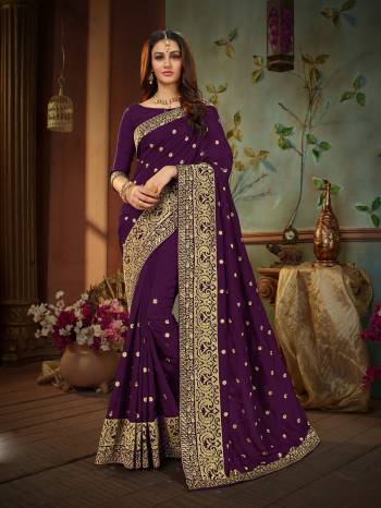 Elegant And Rich looking Saree Is Here With This Beautiful Purple Colored Saree Paired With Purple Colored Blouse. This Saree And Blouse Are Silk Based Beautified With Attractive Jari Work. Buy Now.