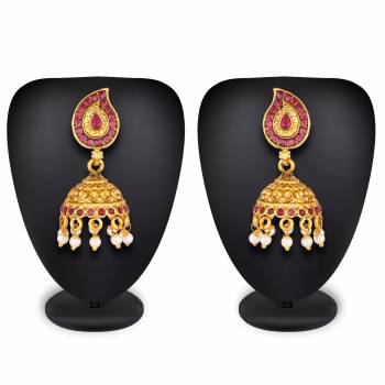 Here Is A Very Pretty Pair Of Earrings Set That Can Be Paired With Any Colored Heavy Or Light Traditional Attire. Also It Is Light Weight And Comfortable To Carry All Day Long. 