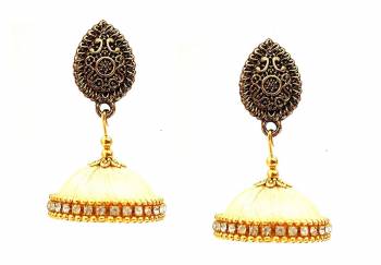 Grab This Beautiful Earrings Set In Jhumki Style Which Can Be Paired With Any Contrasting Or Same Colored Traditional Attire. Mixture Of Metal And Resham Thread Are Used To Make This Beautiful Earrings Beautified With Stone Work. 