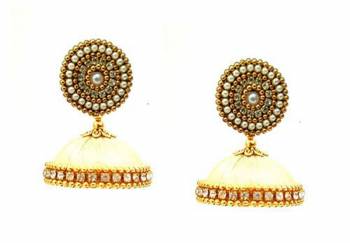 Grab This Beautiful Earrings Set In Jhumki Style Which Can Be Paired With Any Contrasting Or Same Colored Traditional Attire. Mixture Of Stone, Pearl And Resham Thread Are Used To Make This Beautiful Earrings Beautified With Stone Work.