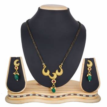 Give A Rich Elegant Look To Your Simple Or Heavy Ethnic Attire, Pairing It With This Beautiful Mangalsutra Set With Pretty Matching Earrings. It Is Light In Weight And Easy To Carry All Day Long. 