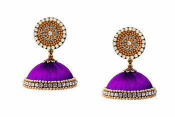 Grab This Beautiful Earrings Set In Jhumki Style Which Can Be Paired With Any Contrasting Or Same Colored Attire, Be It Heavy Or Light. Buy This Pretty Set Of Earrings Now