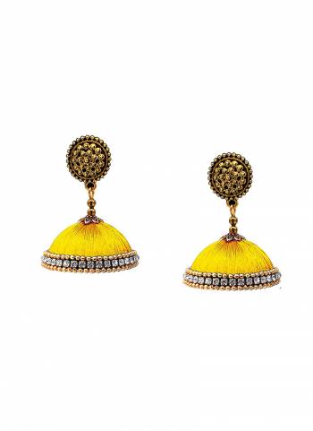 Grab This Beautiful Earrings Set In Jhumki Style Which Can Be Paired With Any Contrasting Or Same Colored Traditional Attire. Mixture Of Metal And Resham Thread Are Used To Make This Beautiful Earrings Beautified With Stone Work.