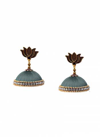 Grab This Beautiful Earrings Set In Jhumki Style Which Can Be Paired With Any Contrasting Or Same Colored Traditional Attire. Mixture Of Metal And Resham Thread Are Used To Make This Beautiful Earrings Beautified With Stone Work.