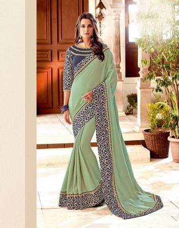 If you're a woman that wants the best of both the worlds, this dramatic yet elegant silk saree is the one for you. 