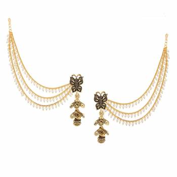 Give A Heavy All Over Look To Your Attire By Pairing It Up With This Heavy Designer Earrings Set. This Pretty Set Of Earrings Are Easy To Wear And Light Weight. Also It Can Be Paired With Any Colored Traditional Attire. Buy Now.