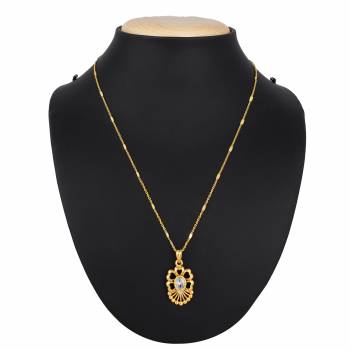 Give A Pretty elegant Look To Your Neckline With This Simple And Delicate Pandant Set In Golden Color Which Can Be Paired With Any Color Or Any Type Of Attire. Buy Now.