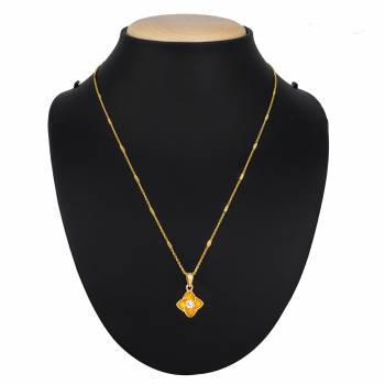 Give A Pretty elegant Look To Your Neckline With This Simple And Delicate Pandant Set In Golden Color Which Can Be Paired With Any Color Or Any Type Of Attire. Buy Now.