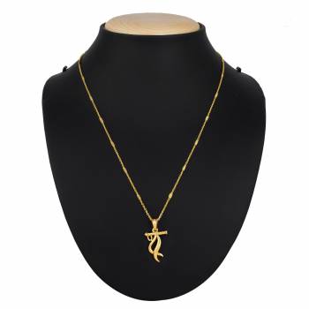 Give A Pretty elegant Look To Your Neckline With This Simple And Delicate Pandant Set In Golden Color Which Can Be Paired With Any Color Or Any Type Of Attire. Buy Now.