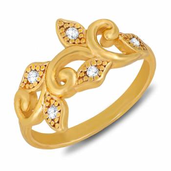 Simple And Elegant Looking Designer Ring Is Here In Golden Beautified With Stone Work. This Pretty Ring Can Be Paired With Any Colored And Any Type Of Attire, Buy Now.