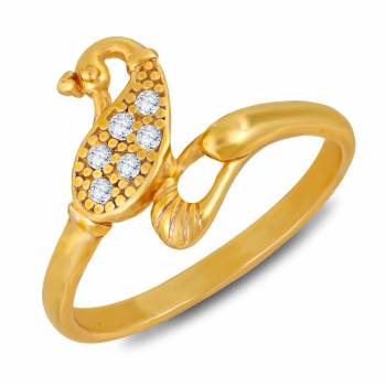 Simple And Elegant Looking Designer Ring Is Here In Golden Beautified With Stone Work. This Pretty Ring Can Be Paired With Any Colored And Any Type Of Attire, Buy Now.