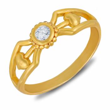 Simple And Elegant Looking Designer Ring Is Here In Golden Beautified With Stone Work. This Pretty Ring Can Be Paired With Any Colored And Any Type Of Attire, Buy Now.