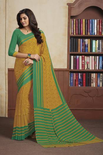 For Your Casual Or Semi-Casual Wear, Grab This Lovely Printed Saree Fabricated On Crepe. This Saree Is Beautified With Prints Which Also Light Weight And Easy To Carry all Day Long.