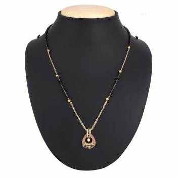 Simple And Elegant Looking Mangalsutra Is Here Which Can Be Paired With Any Type Of Attire. Also It Is Light In Weight Which Is Easy To carry All Day Long.